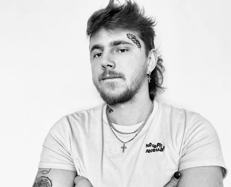 Kristpas Strūbergs pamet grupu "Singapūras Satīns"!