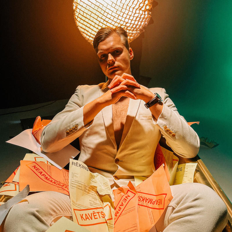 Grupa “Citi Zēni” pēc debijas Eirovīzijā meklē veidus kā izkulties no parādiem