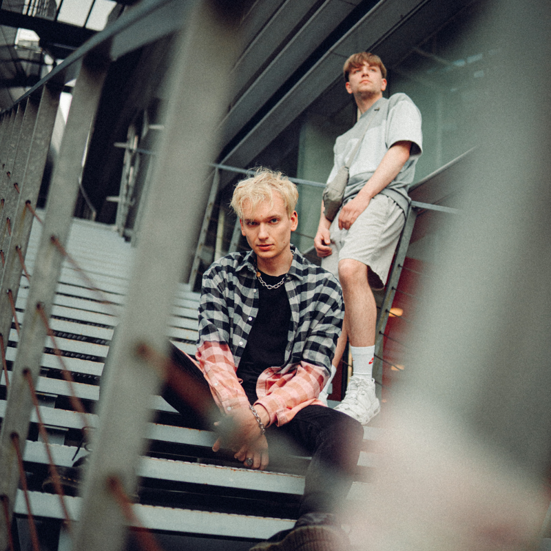 Mūziķis RAUM publicē jaunu dziesmu “K.O.”