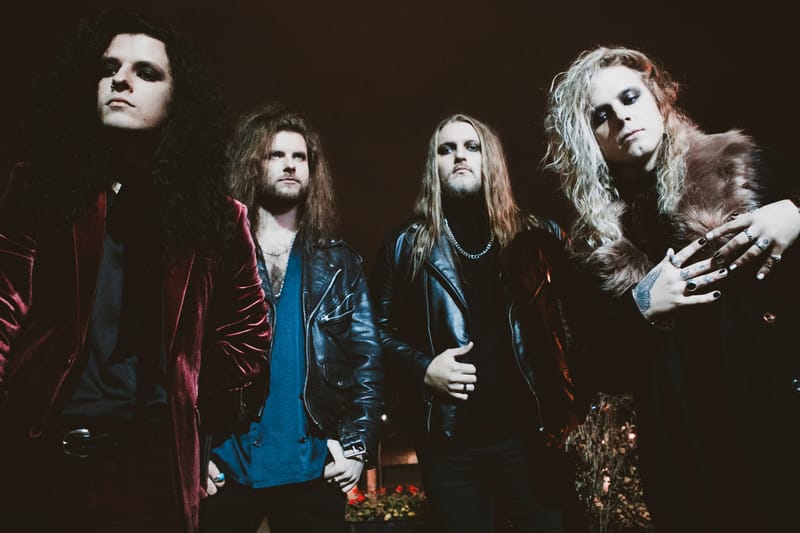 Bloody Heels 10 gadi hārdrokā