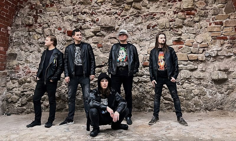 Garu Pagrabs: Galvenais ir pilna bāka