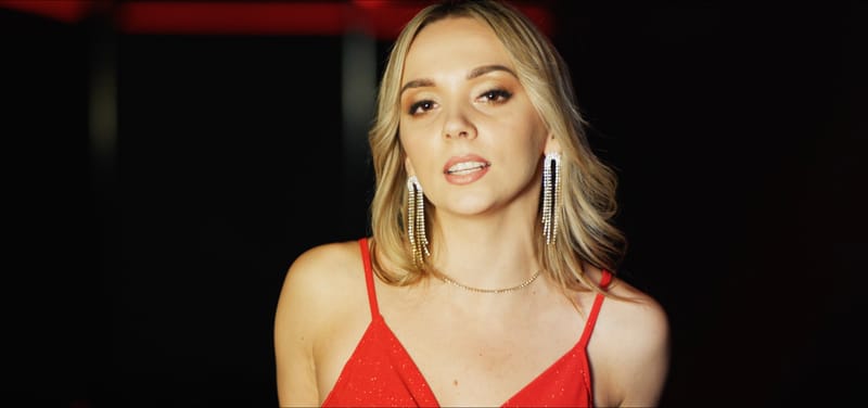 Samanta Balcere izlaiž pirmo pašas sarakstīto dziesmu - "Vienīgā un īstā"