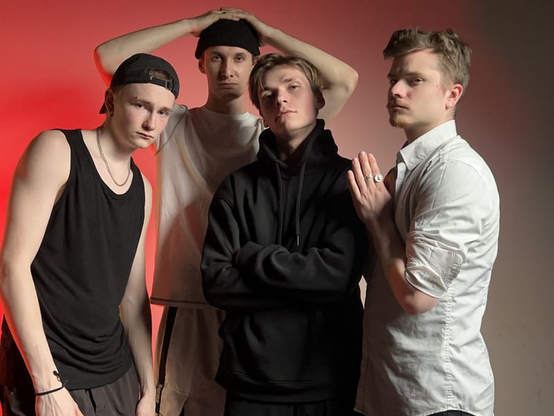 Mo Aspen un trīs reperi ieraksta dziesmu “Laimes Zeme”