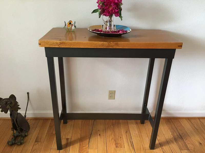 Table/Desk/Stool/Bench