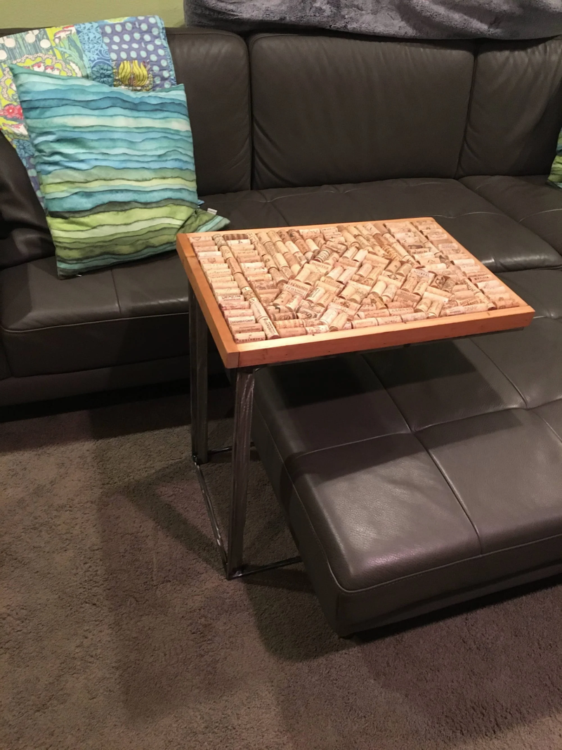 Table/Desk/Stool/Bench