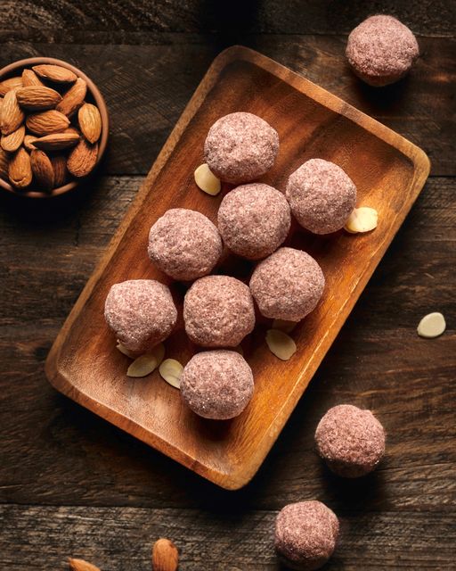 Ragi Badam Ladoo