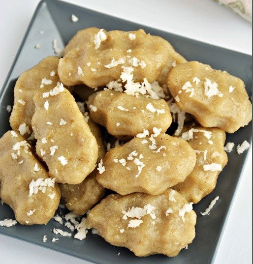 VARAGU ARISI SWEET PIDI KOZHUKATTAI (KODO MILLET SWEET DUMPLINGS)