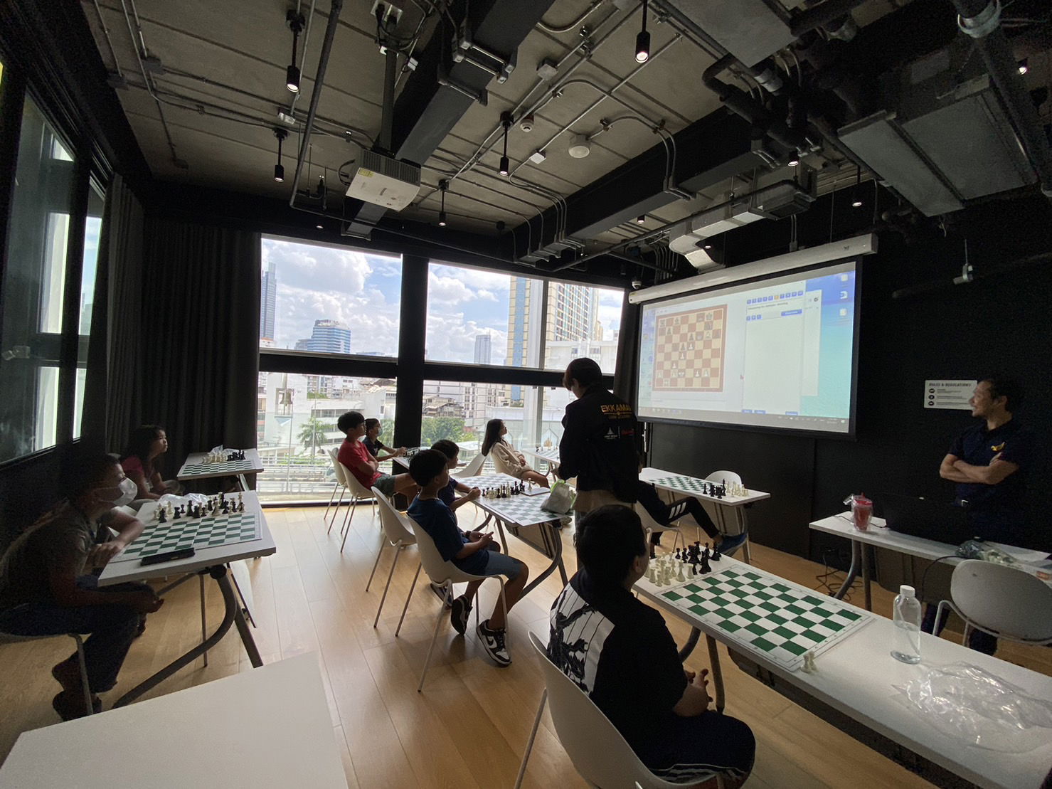 Chess Classes and free playing area