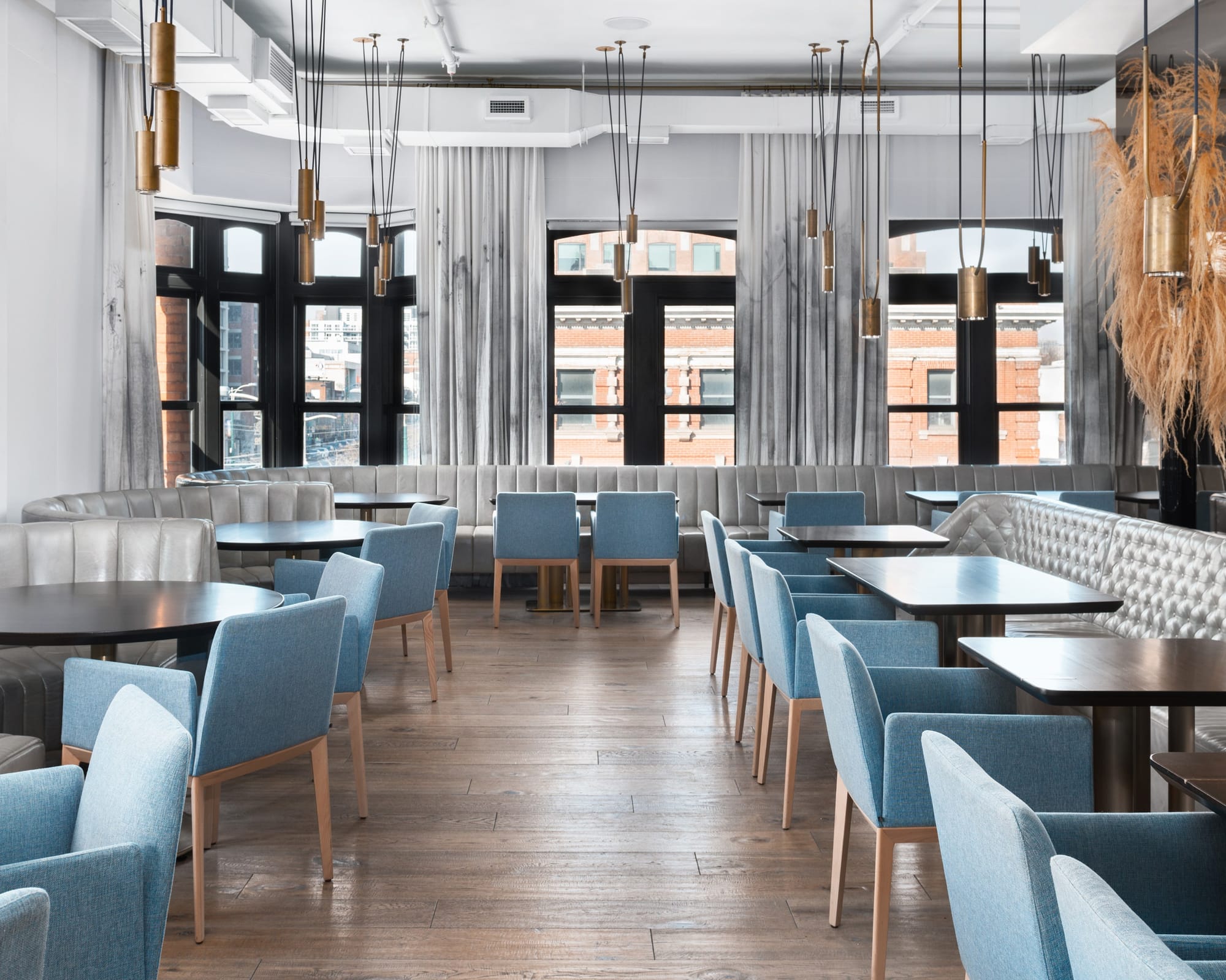 RESTAURANTS REFURBISHMENTS