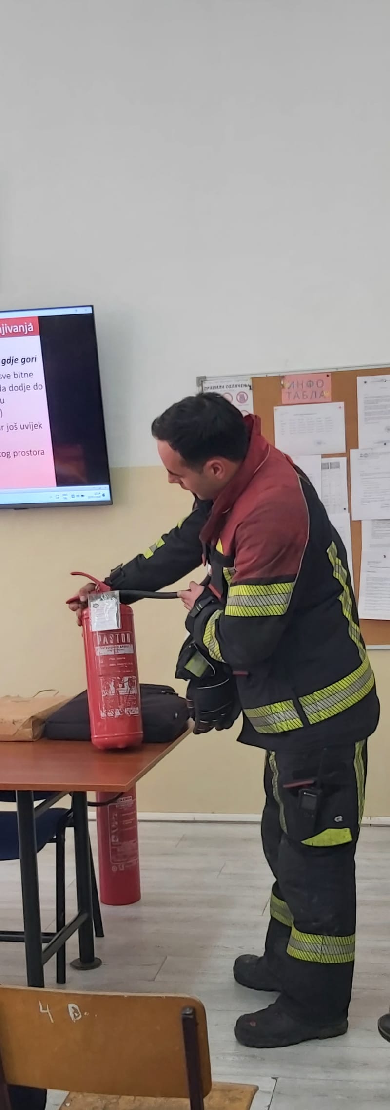 🚒Posjeta Službe zaštite i spasavanja našoj školi 🚒