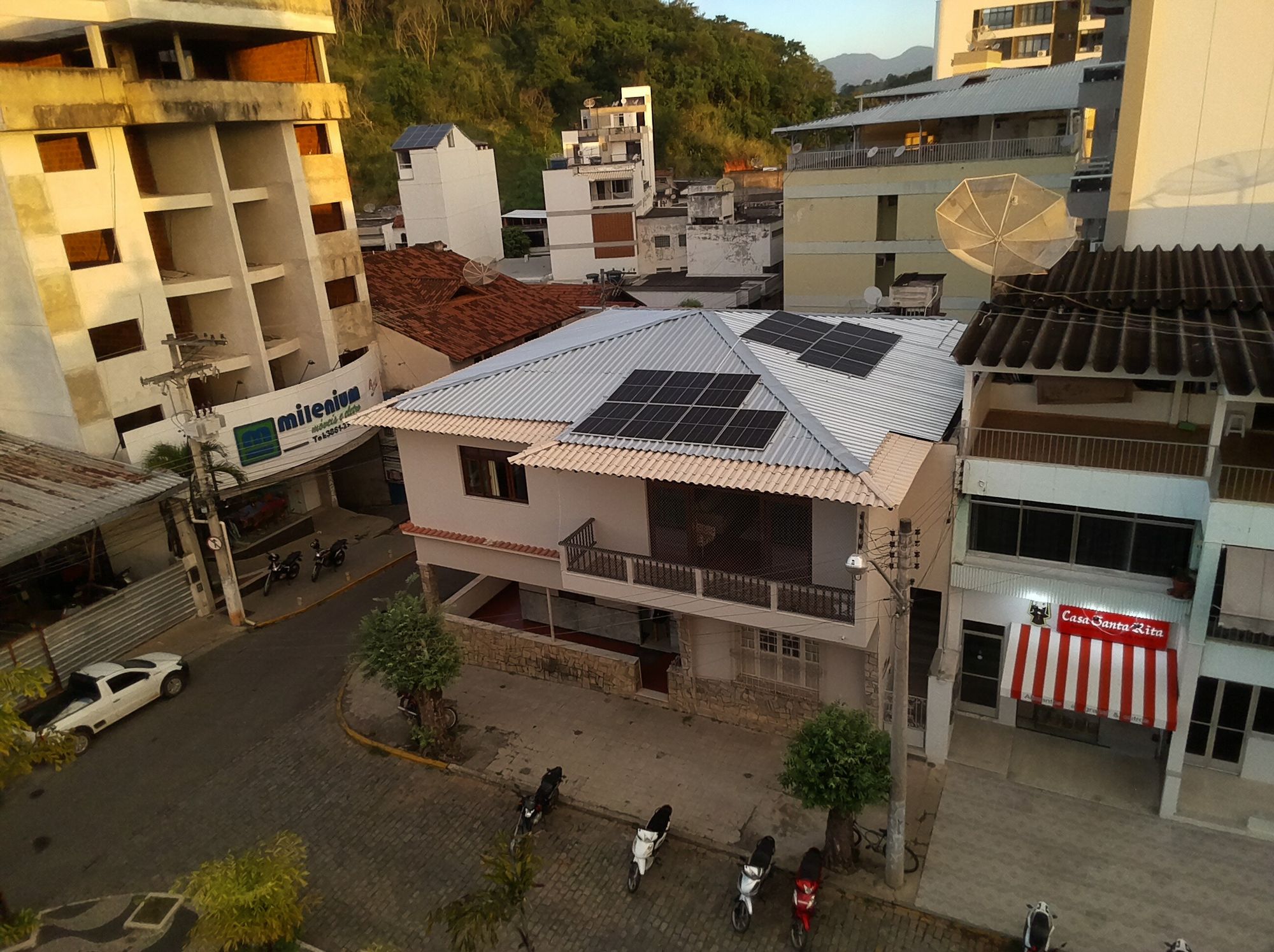 Geração média - 630 Kwh/mês 