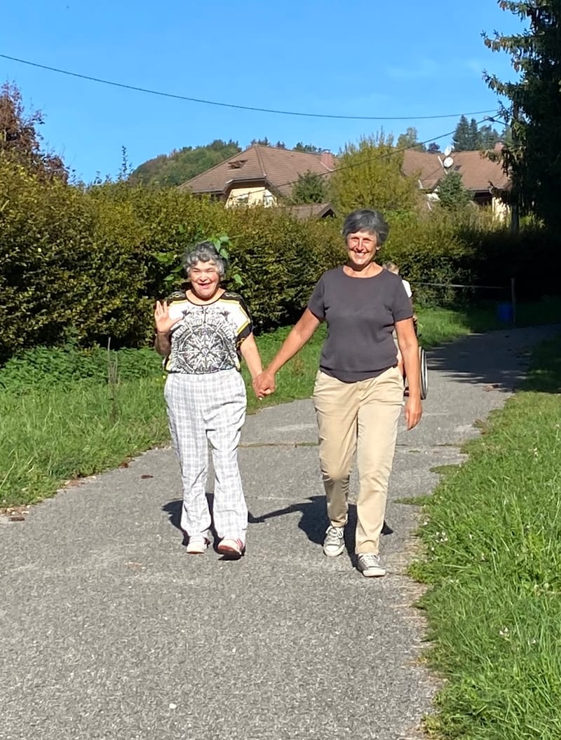 Vous souhaitez donner de votre temps pour aider le centre et les résidents ? 