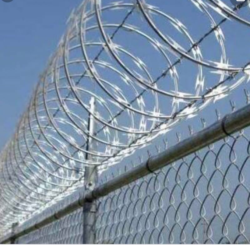 MALLA CICLON CON COCERTINA