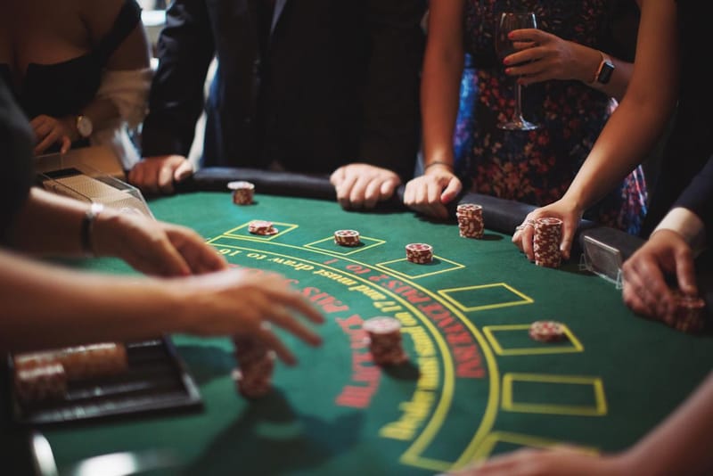 Myths and Facts About Gambling Problem