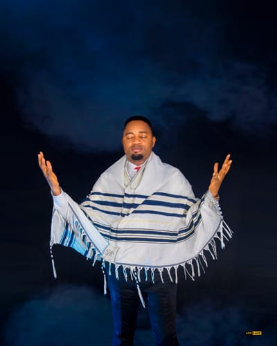 Pst Oliver Adonu image