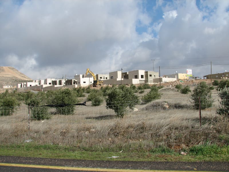 12 יח"ד - דו משפחתיים