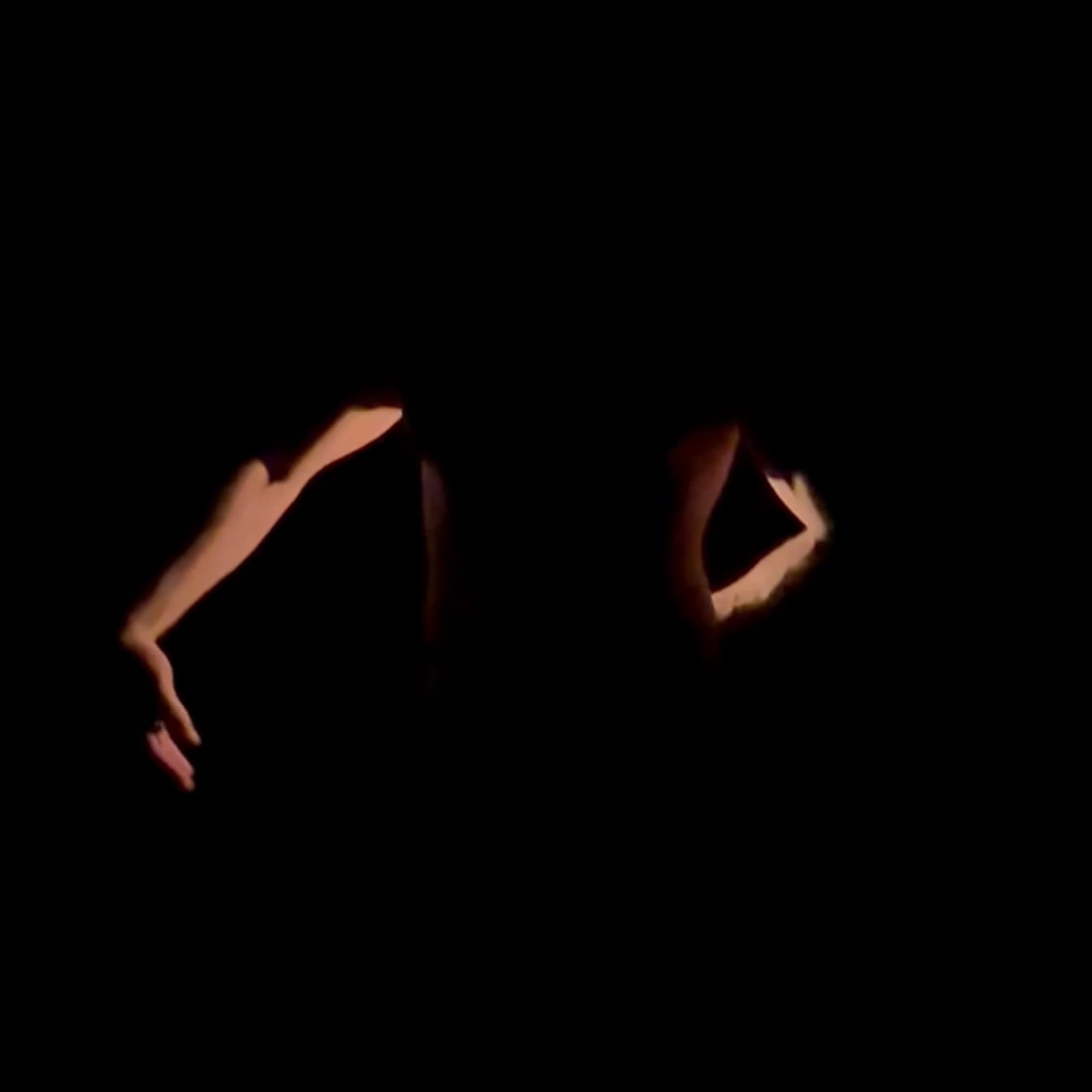 Trailer - LIGHT ME UP