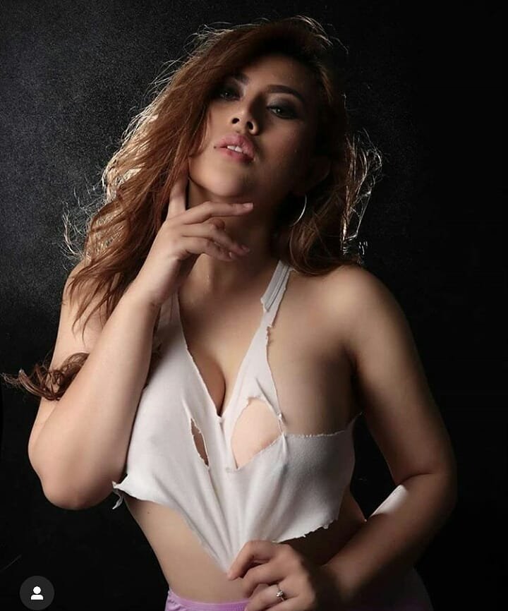 how many Nagpur call girls near me you can invite