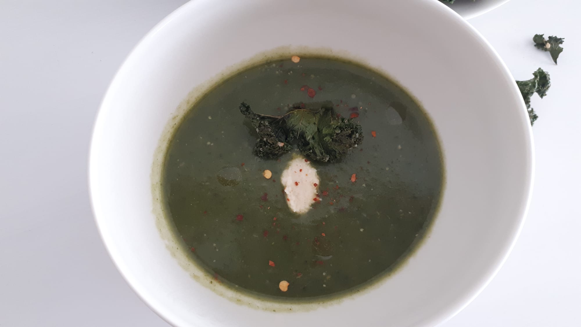 Grünkohl-Kartoffeln Suppe mit Meerrettich