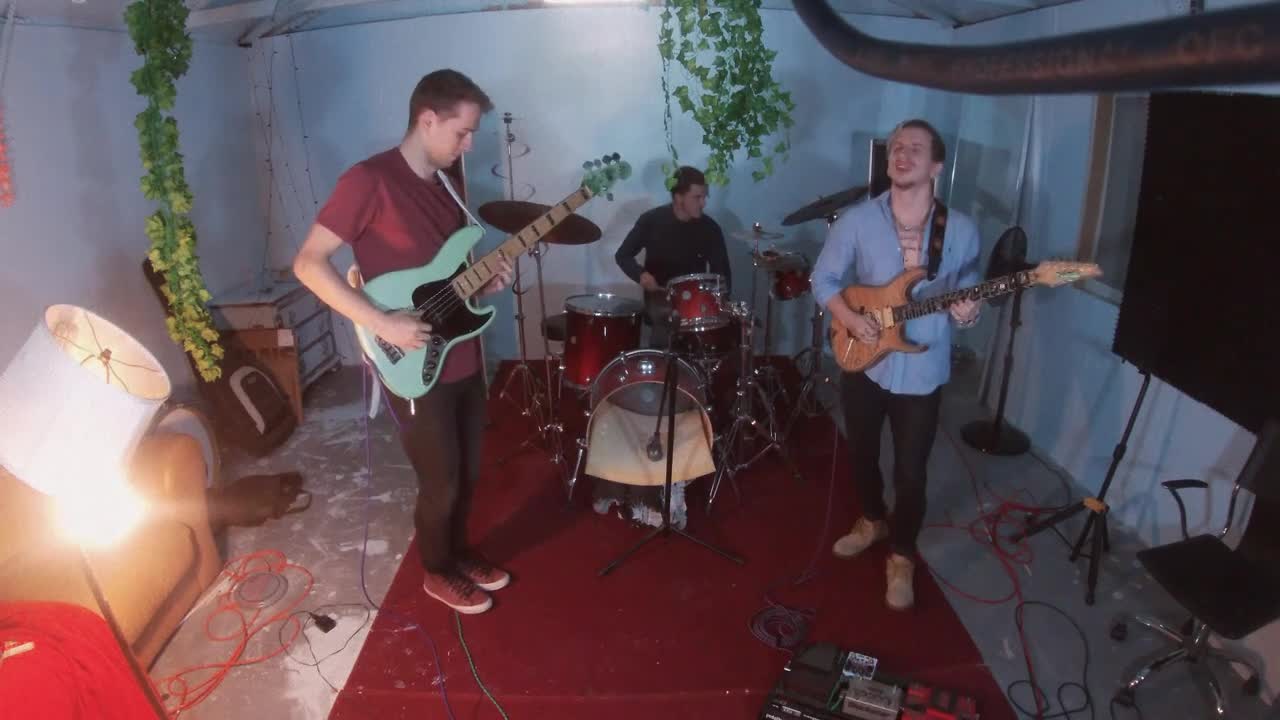 ELEMENTS LIVE ON TWITCH