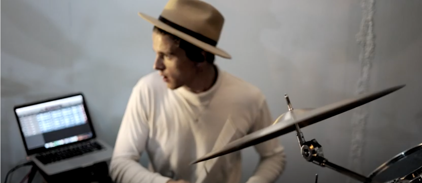 "ULTRAZONE TRAVELLER" ELEMENTS LIVE @ BLUE STUDIO SESSIONS