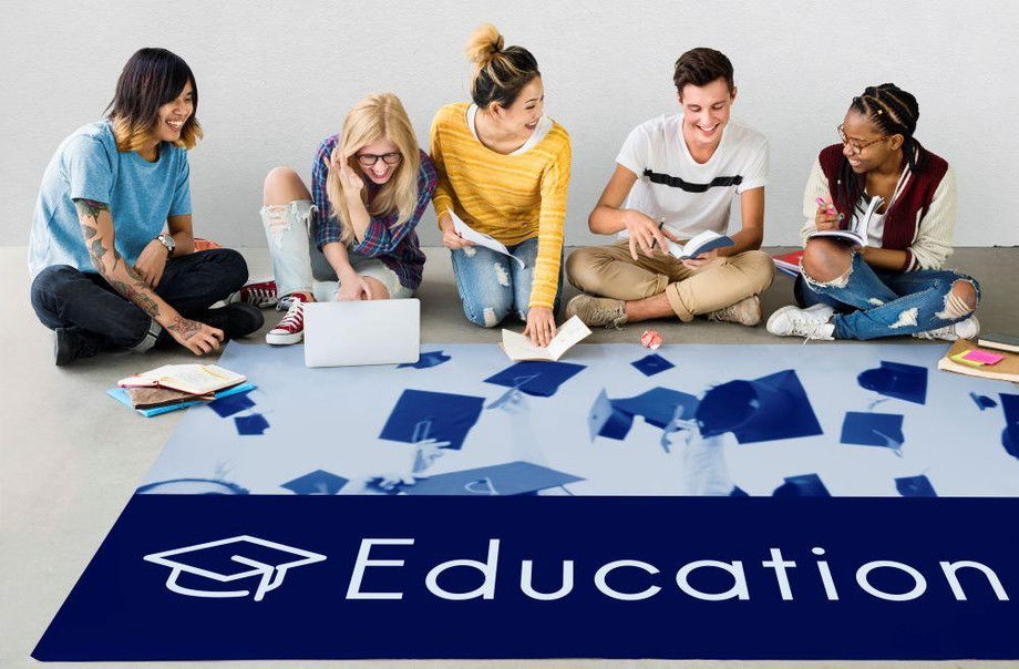Best Universities in the UK to Study Business Courses!