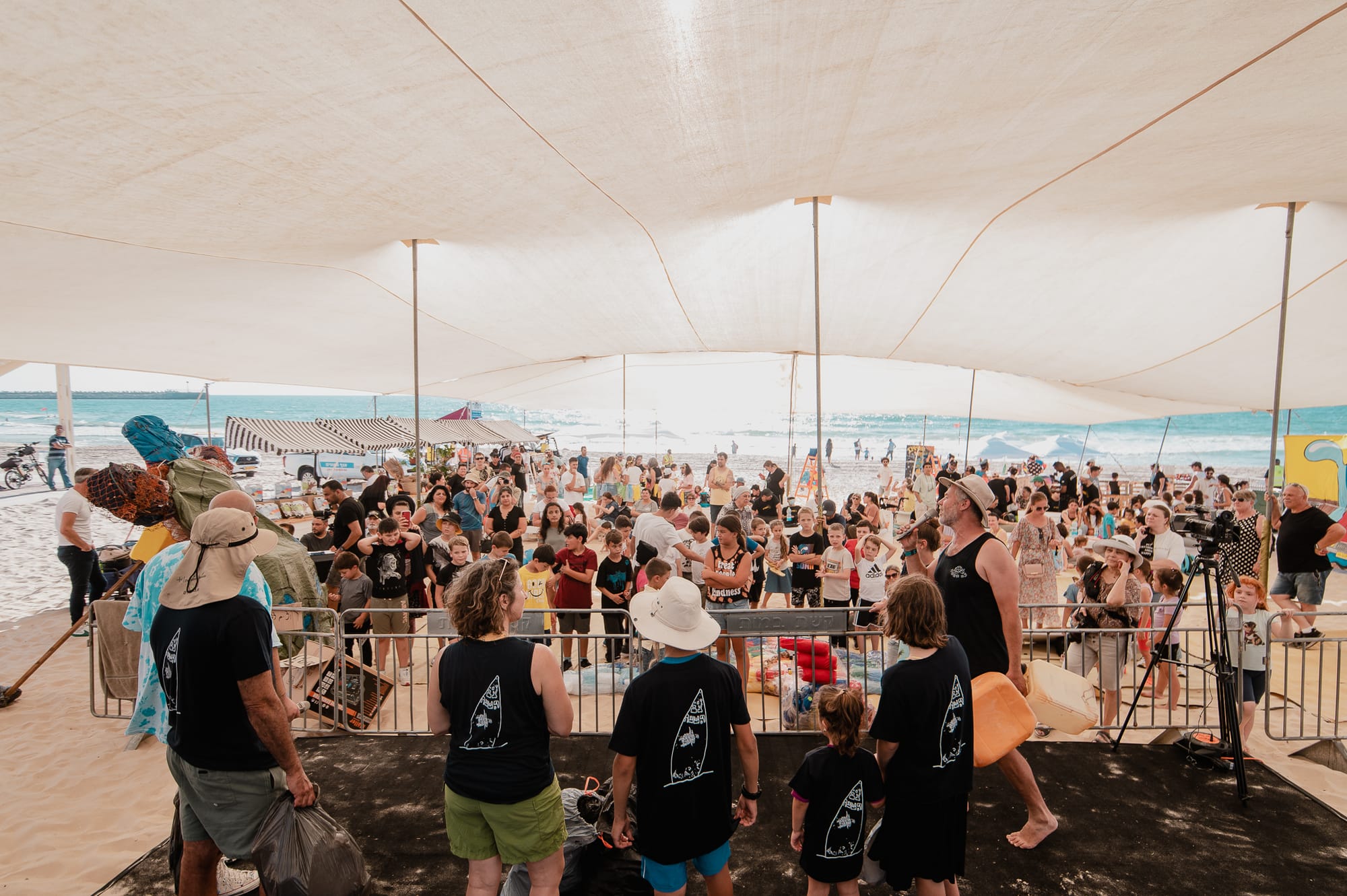 תחרות בניית רפסודות מחומרים בשימוש חוזר