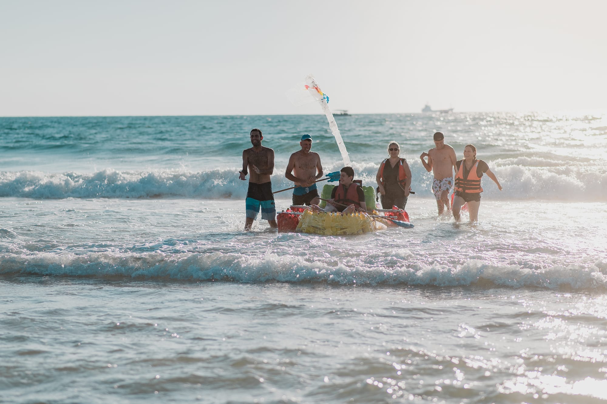 תחרות בניית רפסודות מחומרים בשימוש חוזר