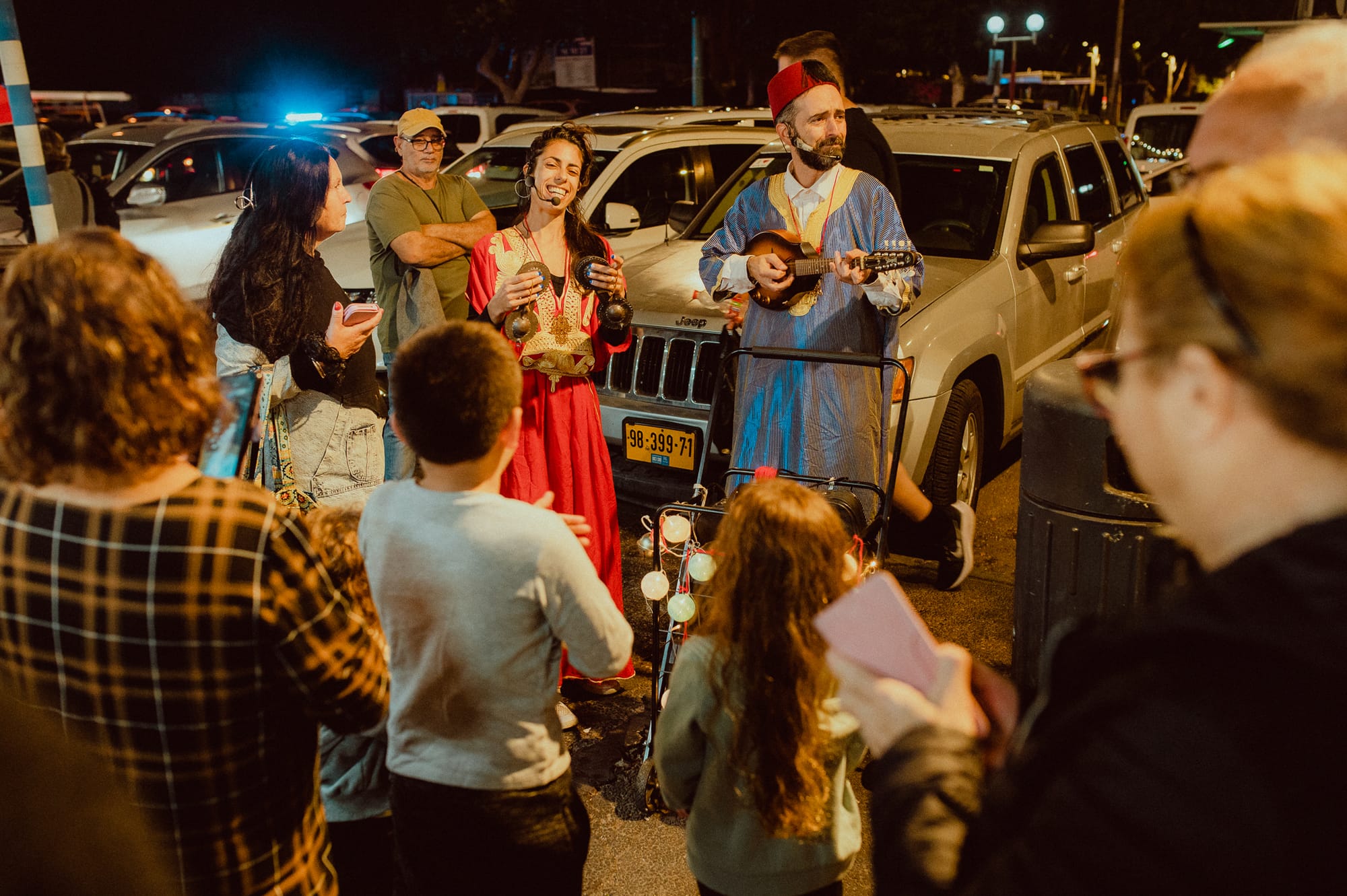 שוק ו' פעל אל תוך הלילה עם מופעי רחוב, מוזיקה, אוכל ועוד