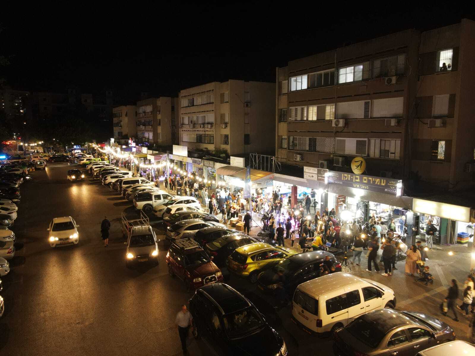 שוק ו' פעל אל תוך הלילה עם מופעי רחוב, מוזיקה, אוכל ועוד