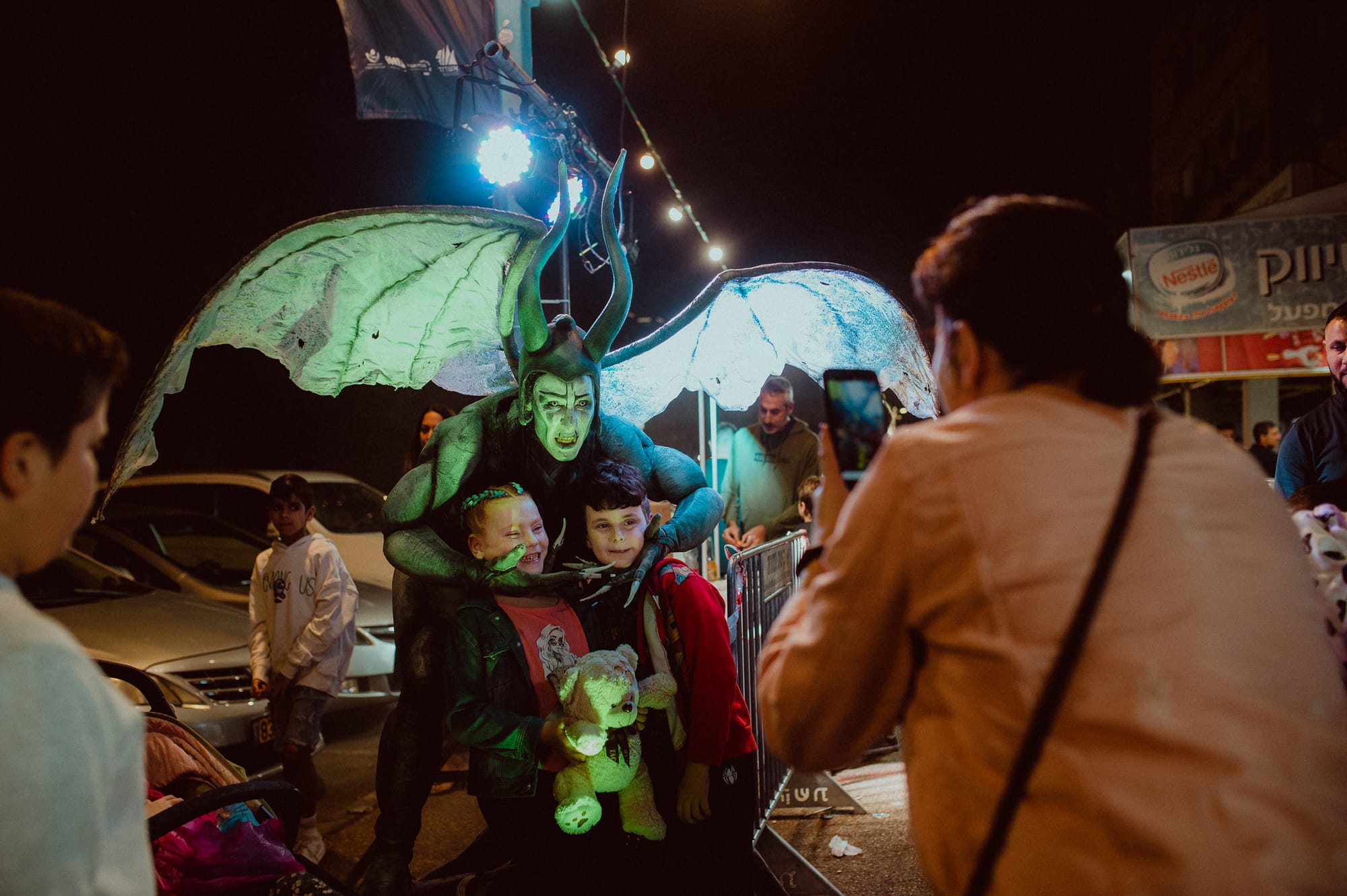 שוק ו' פעל אל תוך הלילה עם מופעי רחוב, מוזיקה, אוכל ועוד