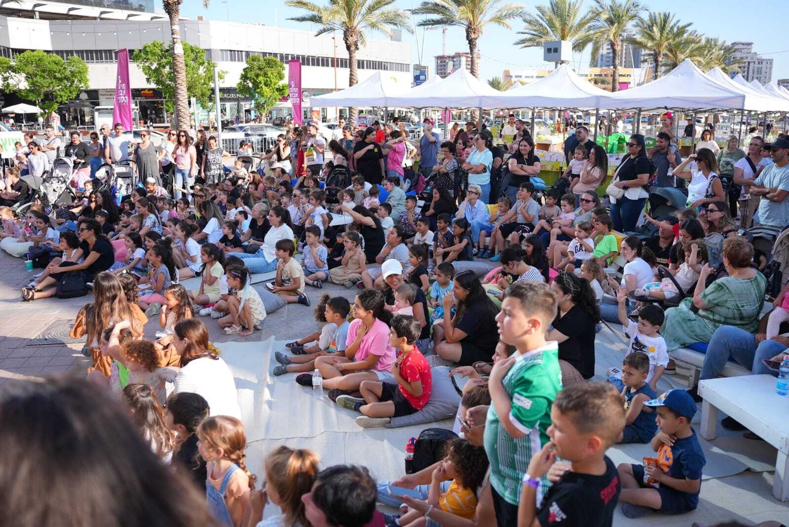 אשדוד חגגה את שבוע הספר ביריד ספרים ענק