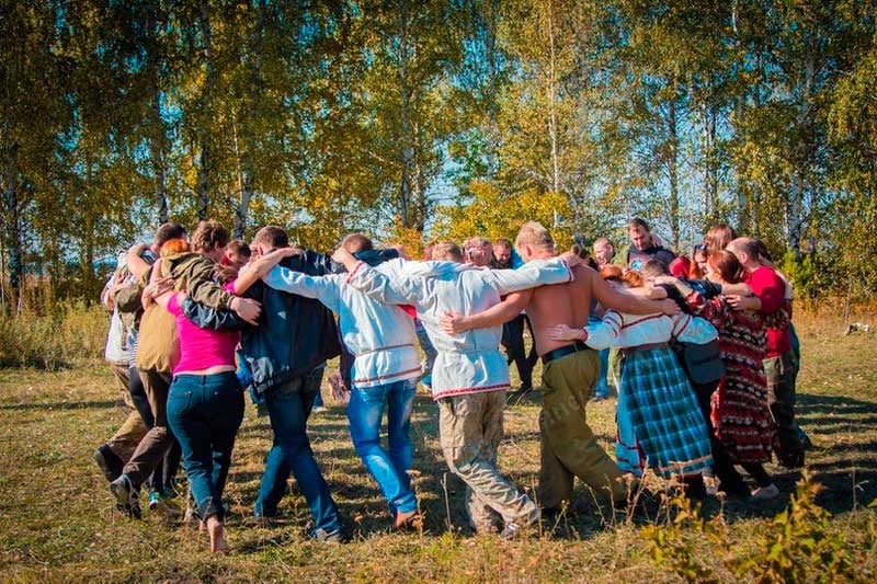 Братство Родаславной Традиции "Сварожичи"