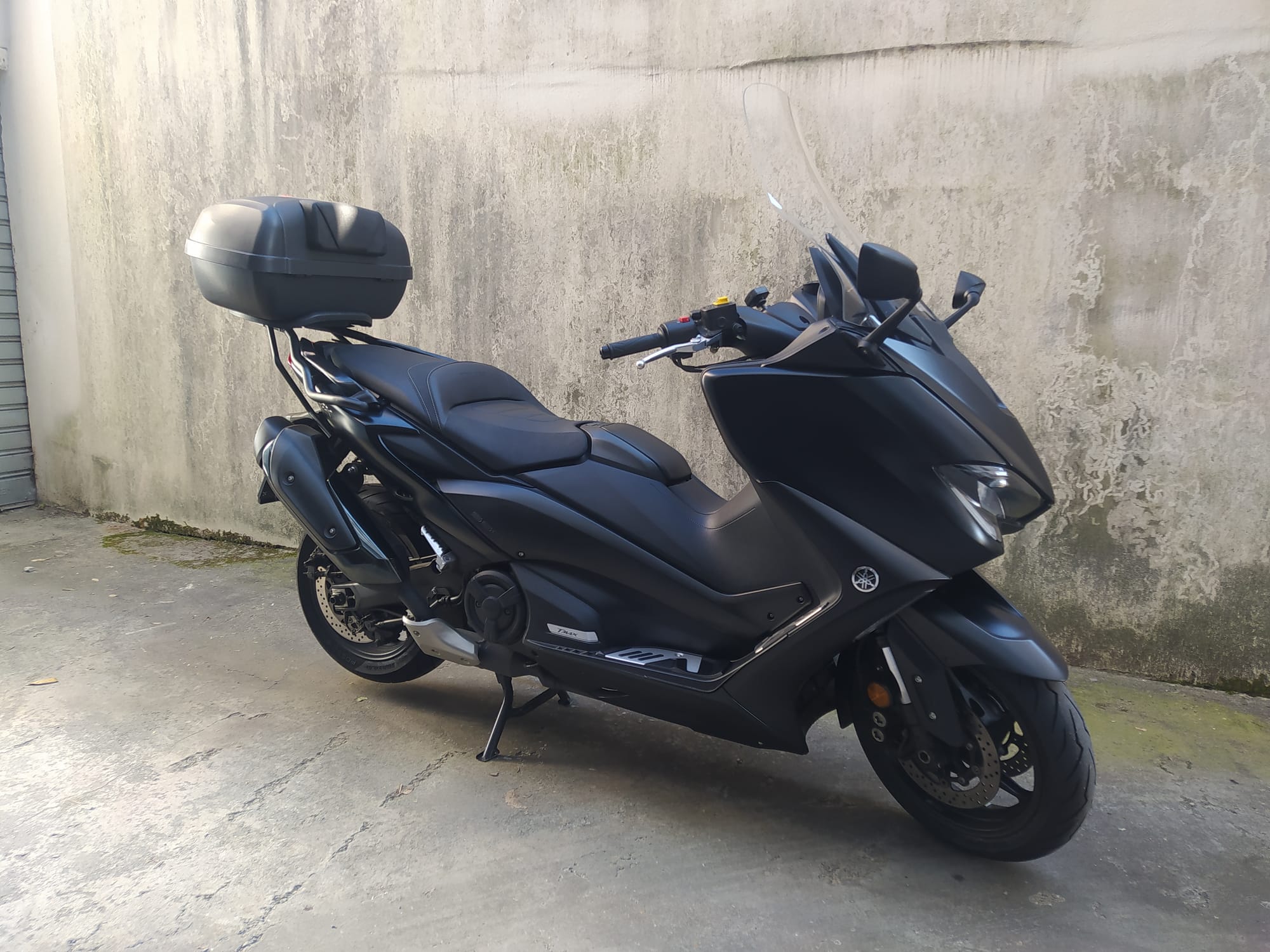 YAMAHA T-Max 560