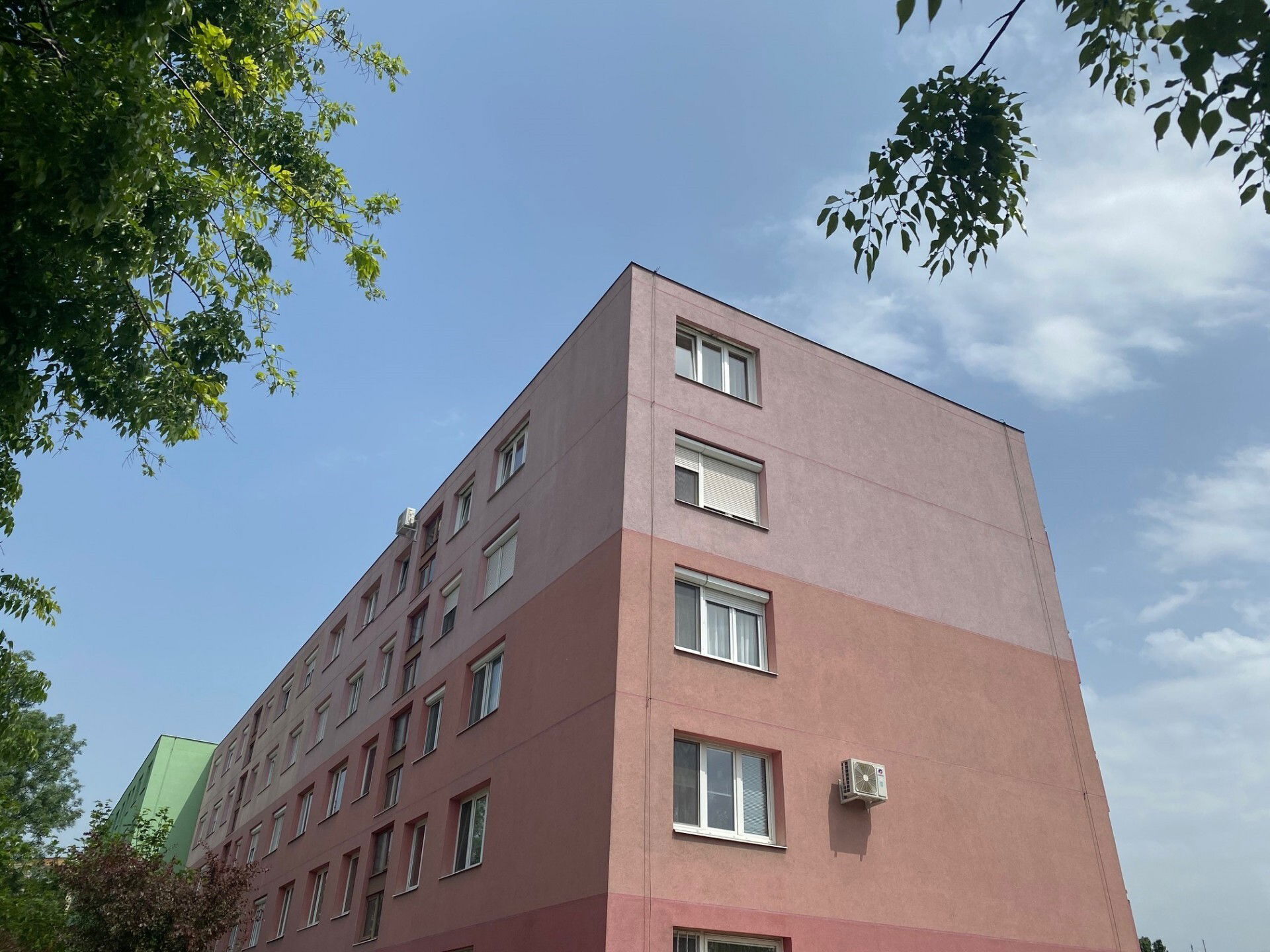 HOMLOKZAT SZIGETELÉS