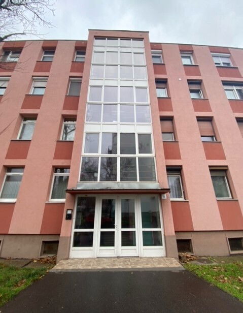 NYÍLÁSZÁRÓK CSERÉJE