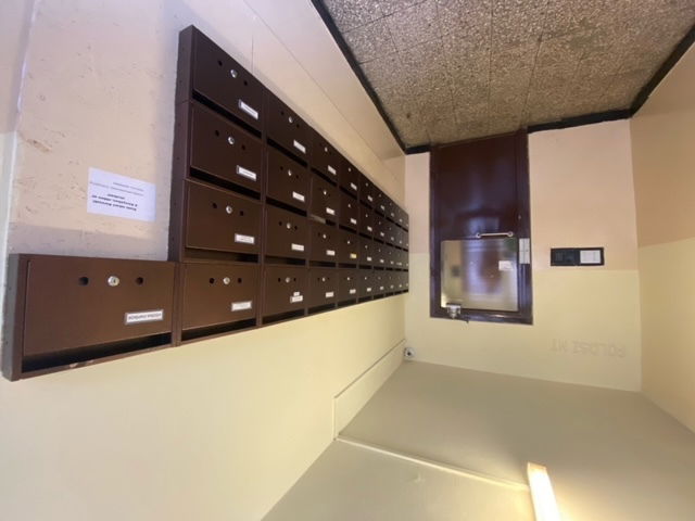 POSTALÁDÁK CSERÉJE