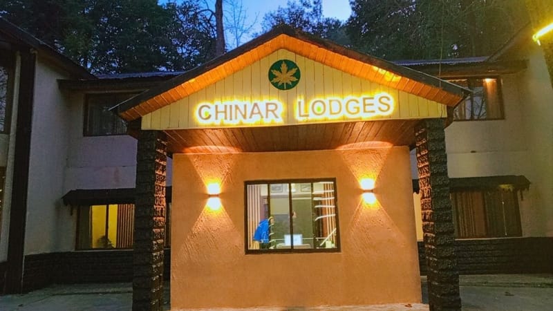 Chinar Lodges