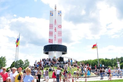 "Три сестры"