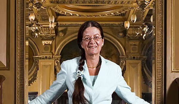 Ellen Kent Opera at New Theatre