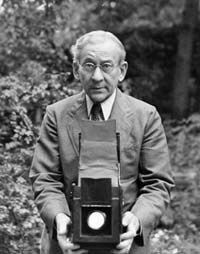 4. Lewis Hine, autorretrato.