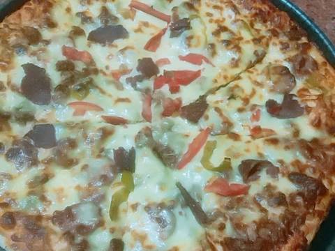 بيتزا مشكل اللحوم حجم وسط