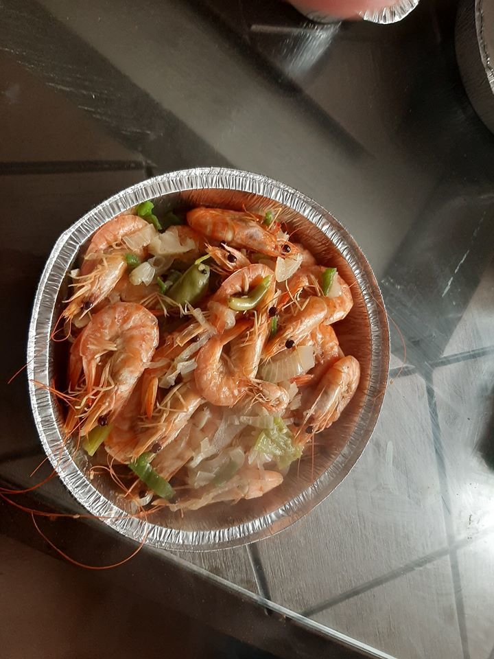 اكجم جمبري مسلوق + شوربة جمبري