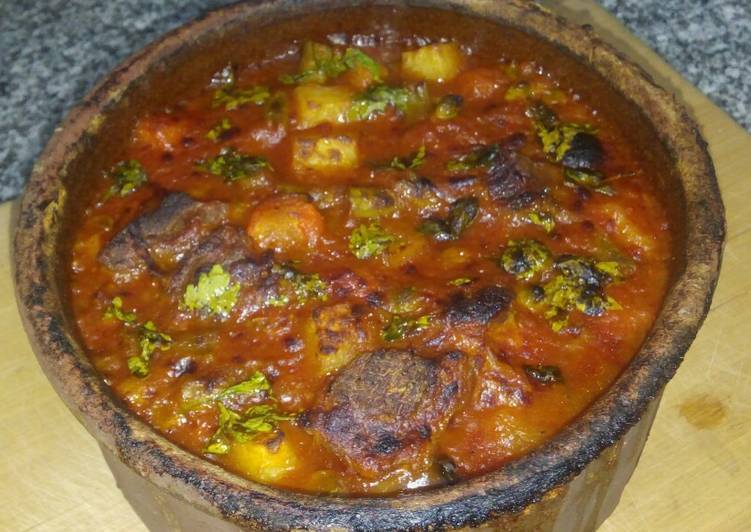 طاجن خضار مشكل بالموزة