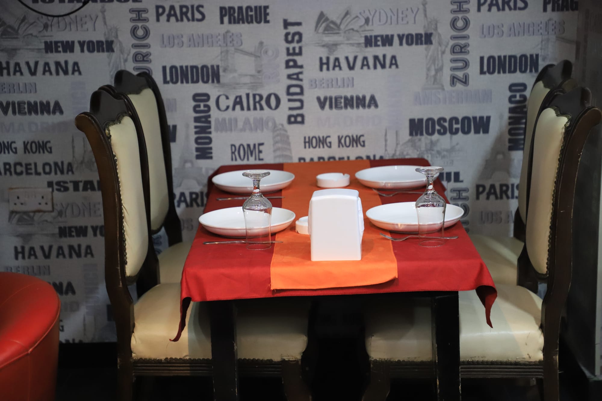 طعام & كافيه