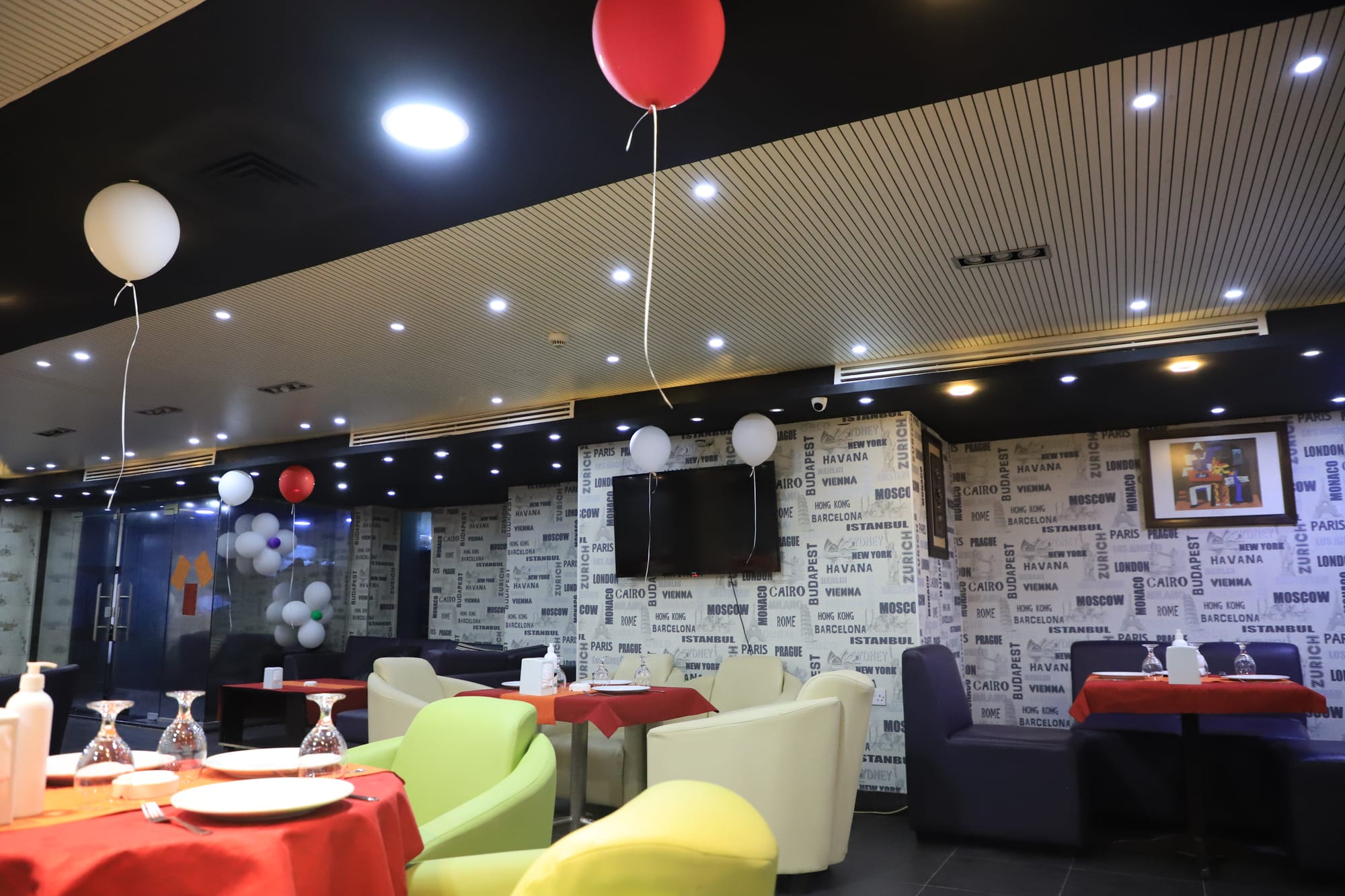 طعام & كافيه