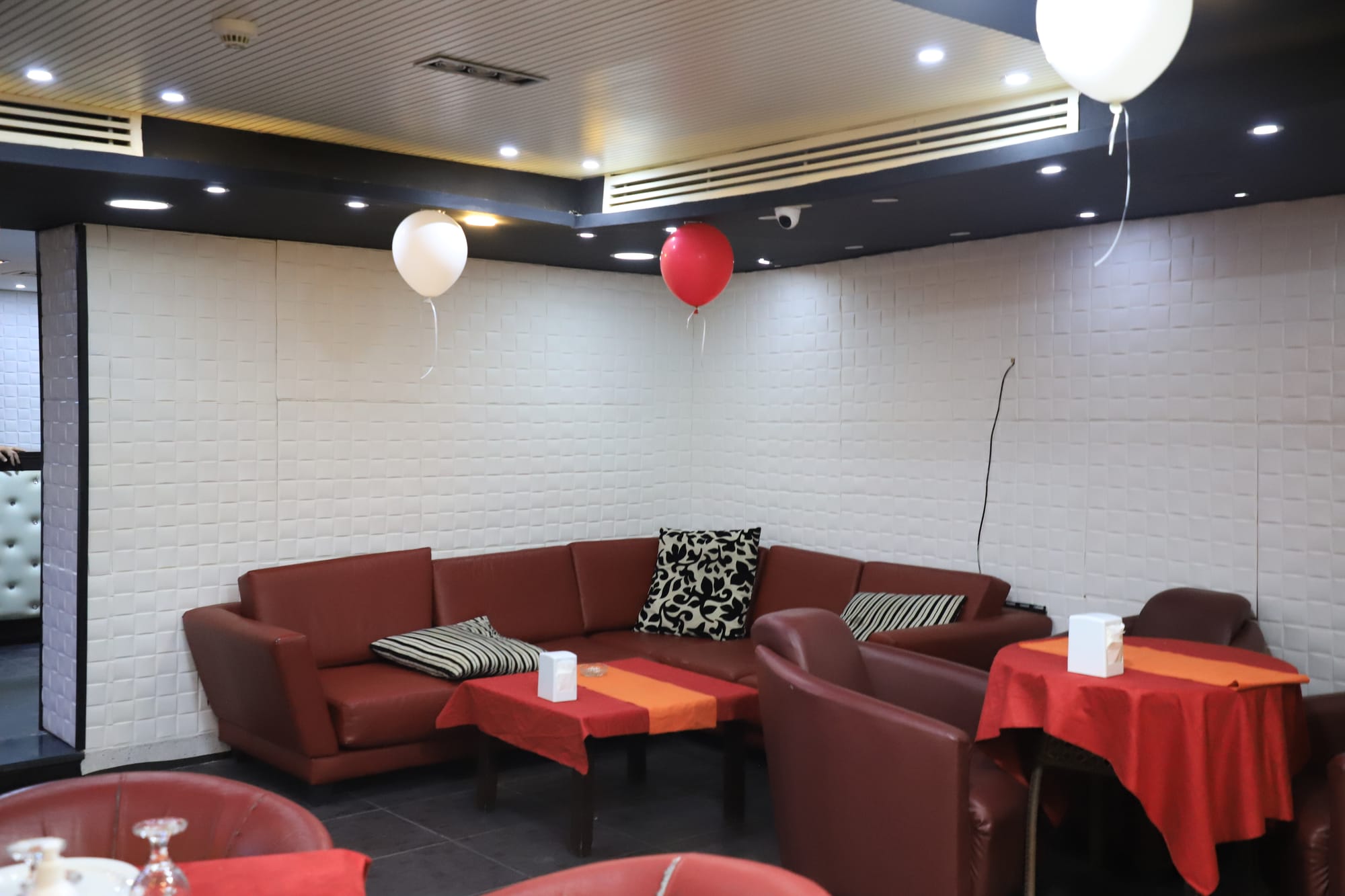 طعام & كافيه