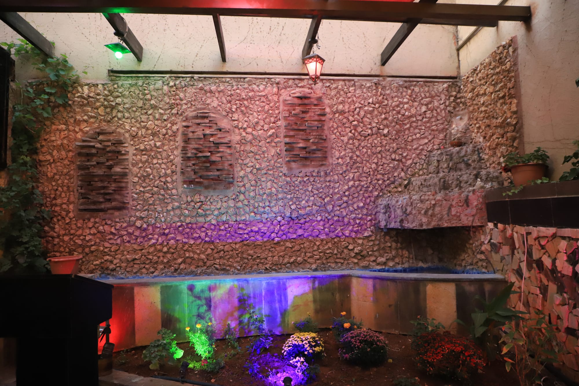 طعام & كافيه