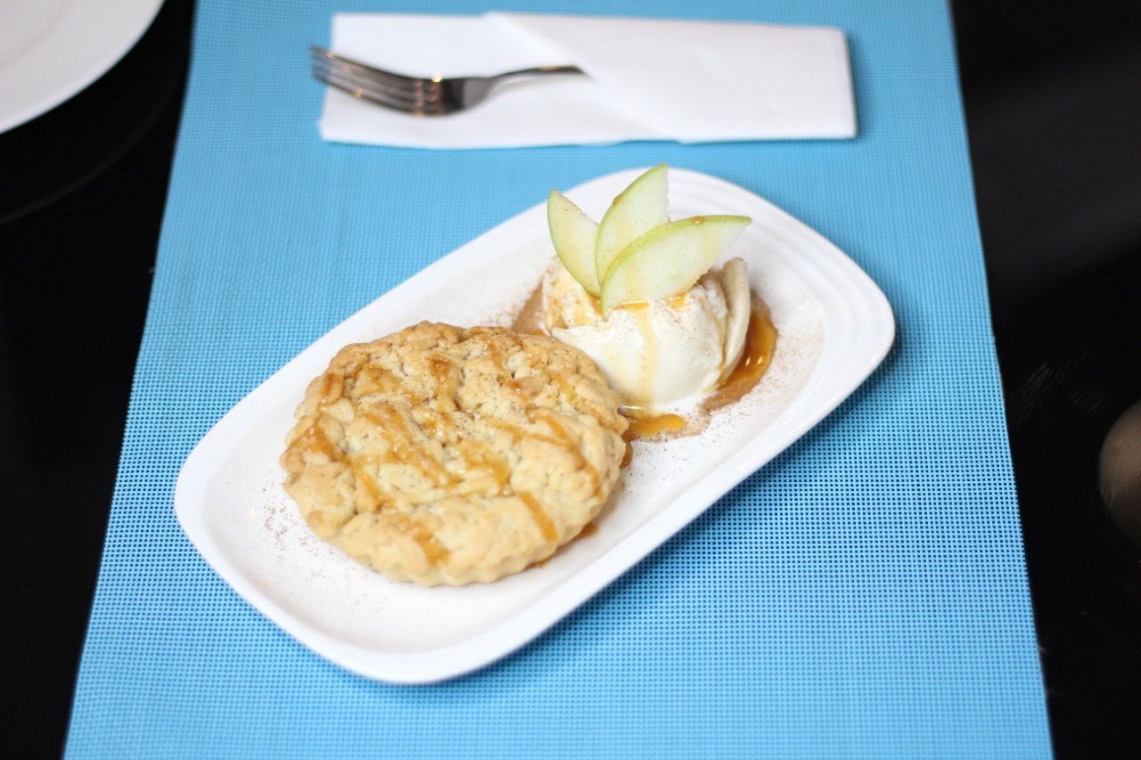 طعام & كافيه