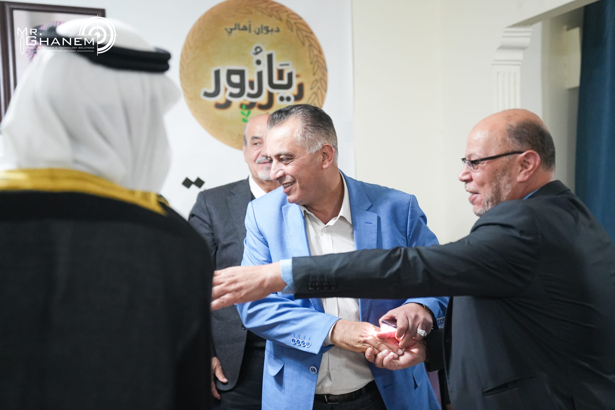 تكريم  سعادة العين عبد الحكيم الهندي في ديوان أهالي ال يازور